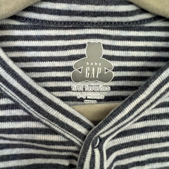 { Baby Gap Striped Footie } - Picture 3 of 4